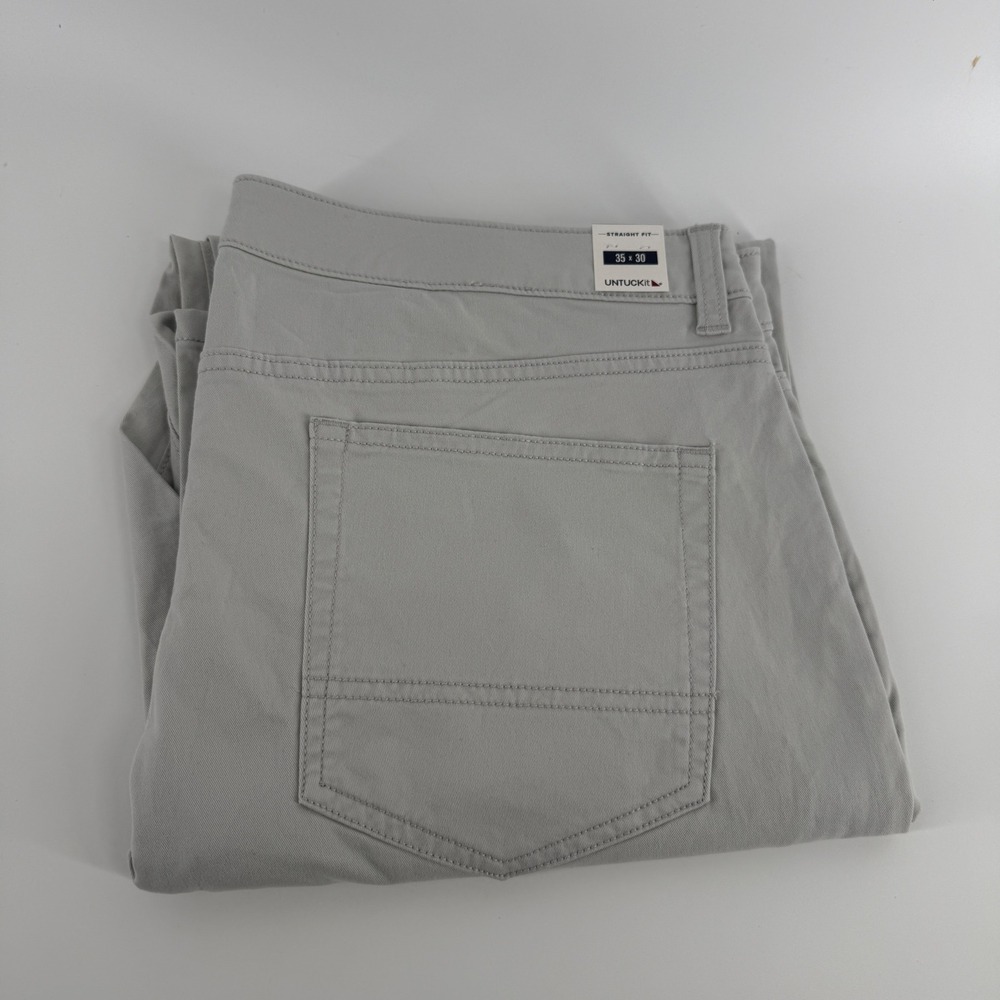 Untuckit Mens 5-Pocket Chino Pants Light Grey Straight Fit 35x30 41851LgyStr3530